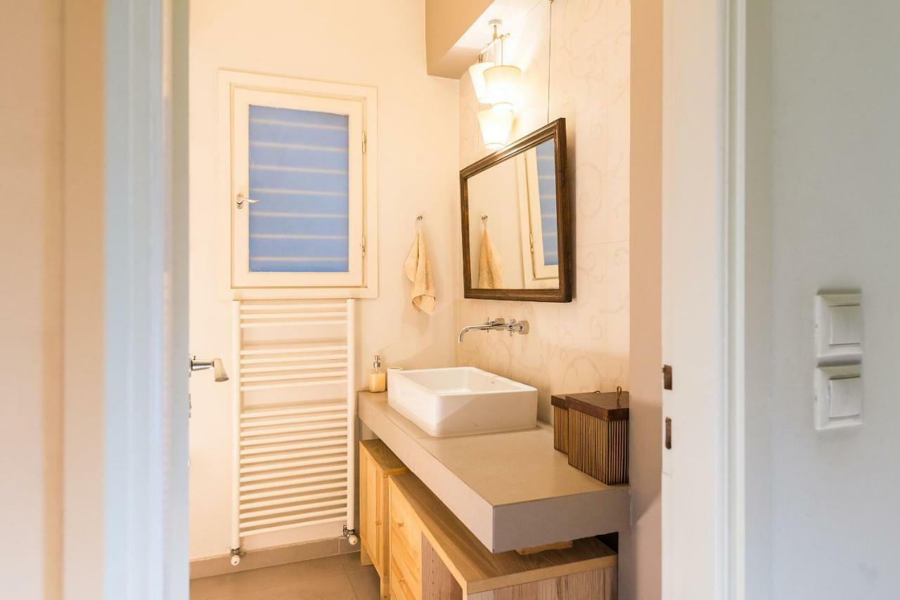 Stylish Flat With Veranda In The Heart Of Athen Exterior foto