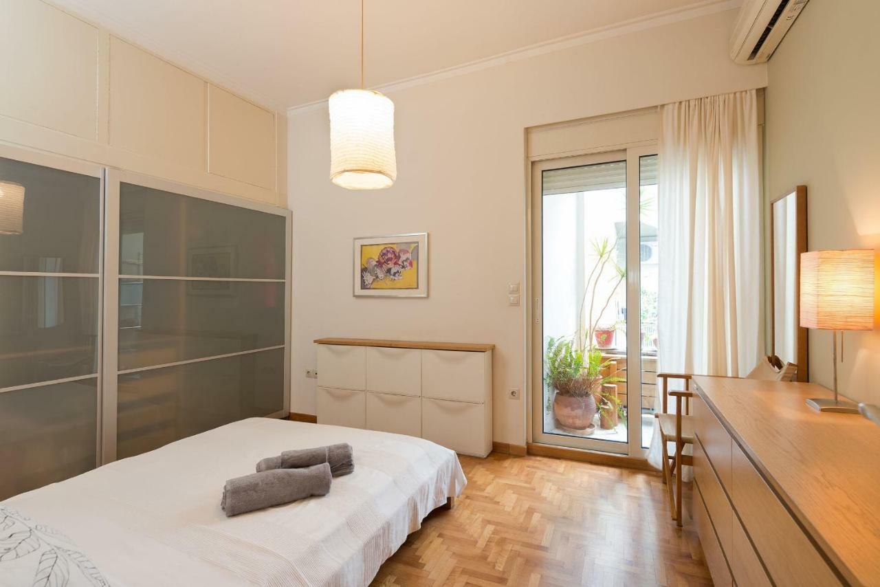 Stylish Flat With Veranda In The Heart Of Athen Exterior foto